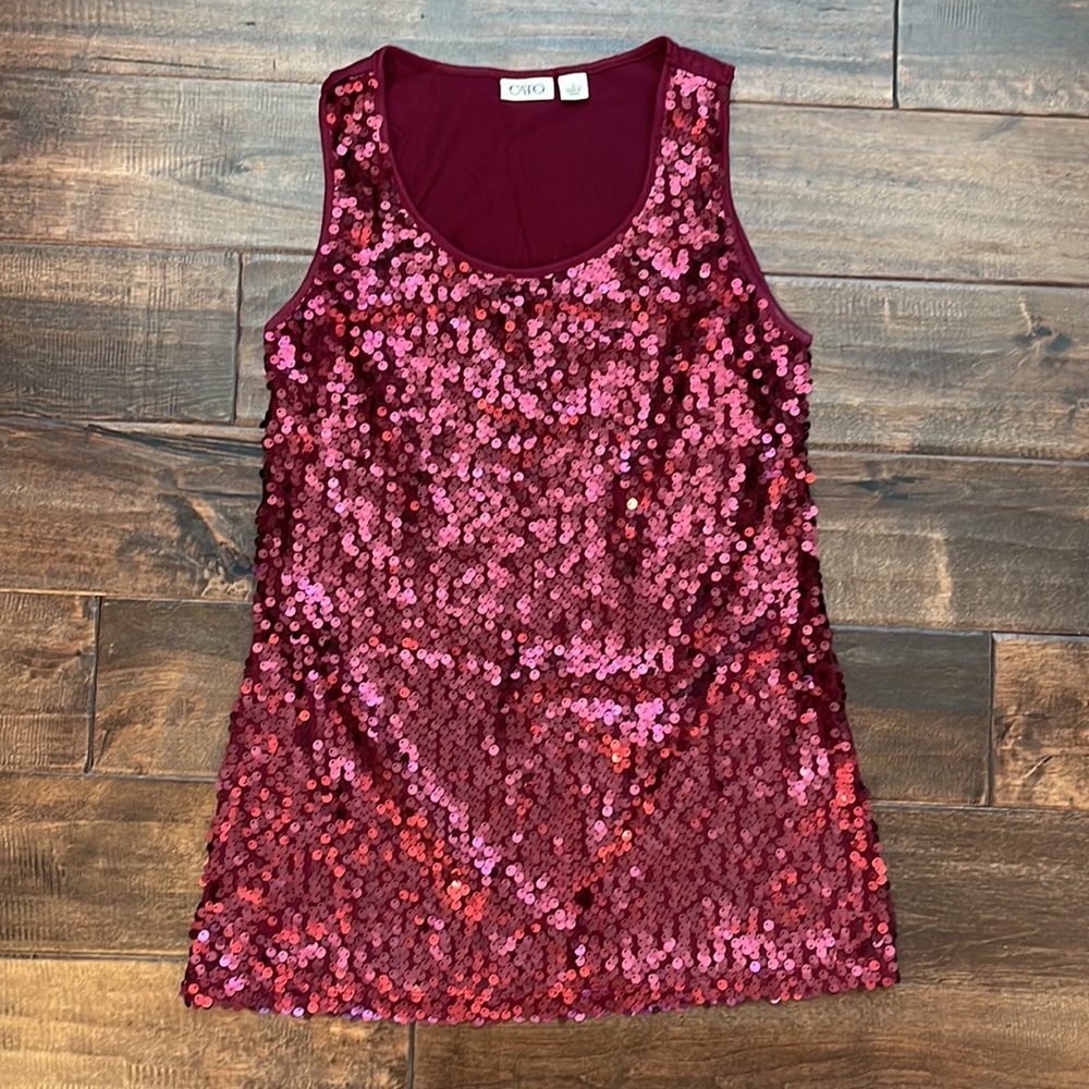✅Maroon sequin tank new condition sz sm from Cato